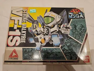반다이 SD 마크로스 VF-1S 스트라이크 발키리 프라모델