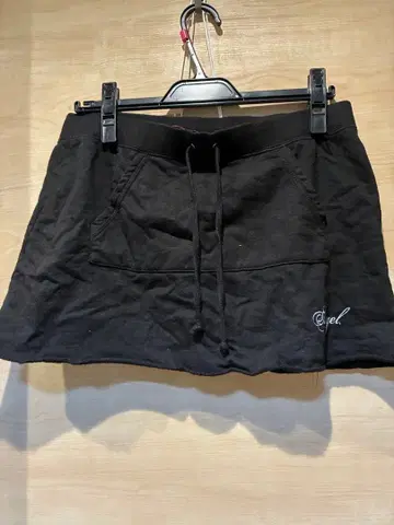 JUICY COUTURE 블랙 미니 스커트 S