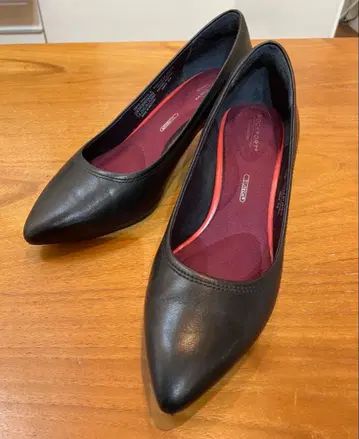 힐 펌프스 블랙 검정 락포트 토탈 모션 포인티드