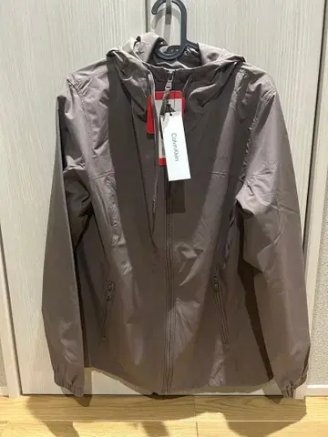 [배송비 포함] Calvin Klein 캘빈클라인 바람막이