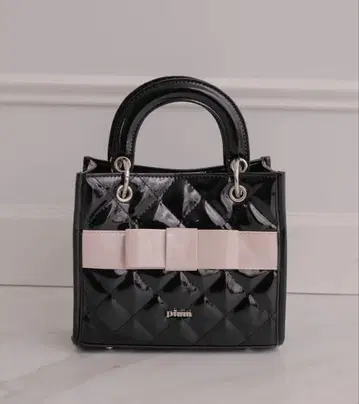 pium 피움 프론트 리본 퀼팅 미니 토트 백