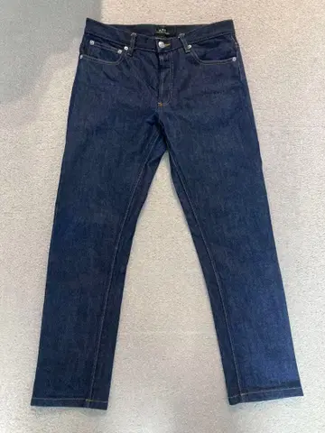 [ 새상품급 ] A.P.C 인디고 데님 프티 뉴스탠다드 다크 네이비 29