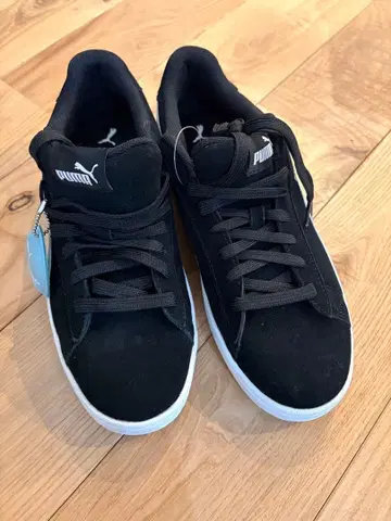 PUMA 블랙 스니커즈 SOFTFOAM+