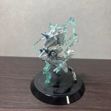 몬스터 헌터 피규어 기린 스탠다드 모델