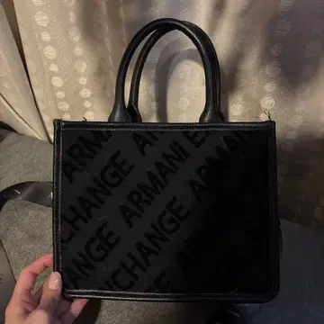 Armani Exchange 블랙 숄더백