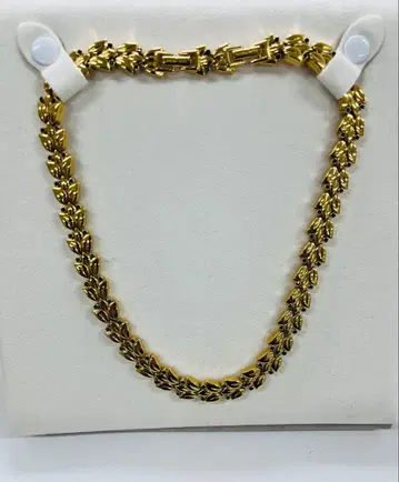 니나리치 골드 리프 모티브 목걸이