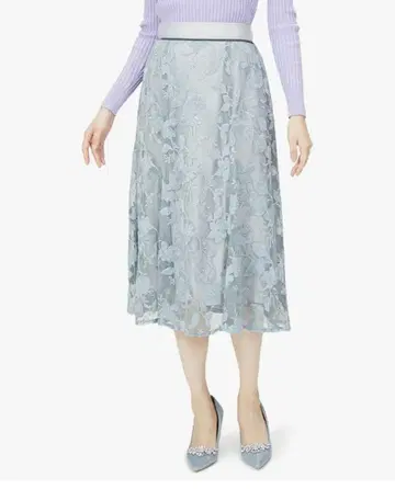 [ LAISSE PASSE ] 몰 자수 멀티 플레어 스커트