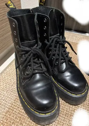 Dr. Martens 통굽 블랙 부츠 UK5