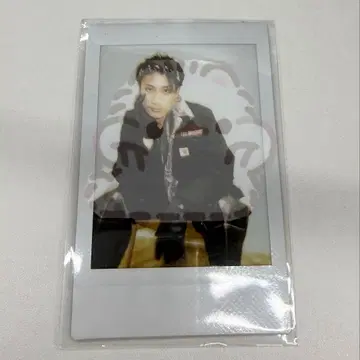 TJBB AERON 에이론 폴라로이드