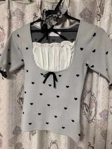 HONEY MEW Luv 초커 포함 상의