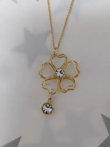 [ 새상품 ] Samantha Vega 하트형 꽃 모티브 목걸이