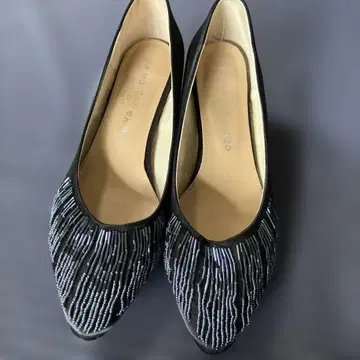 cava cava 블랙 라메 펌프스 25.5cm