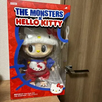팝마트 더 몬스터즈 x 헬로키티 봉제 인형