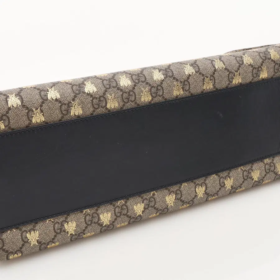 古驰（Gucci）Padlock GG Supreme帆布中号单肩包