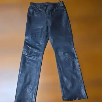 Jean Paul GAULTIER 블랙 가죽 스트레이트 팬츠 크로스 자수