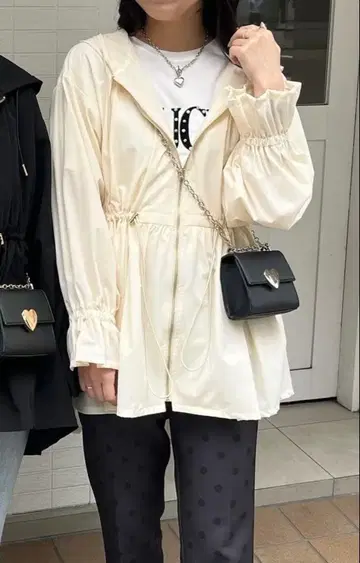 캔디 슬리브 페플럼 마운틴 파카