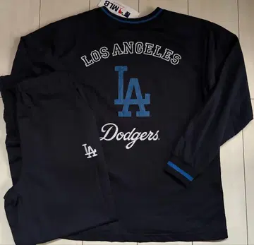 새상품 M 사이즈 MLB 다저스 상하의 스웨트 룸웨어 파자마