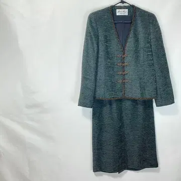 새상품급 yukiko hanai 셋업 스커트 트위드 이탈리아제 원단