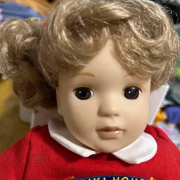 MIKI HOUSE 빨간색 스웨터 인형