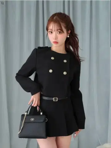 M me eme 크롭 멜톤 재킷 & 스커트