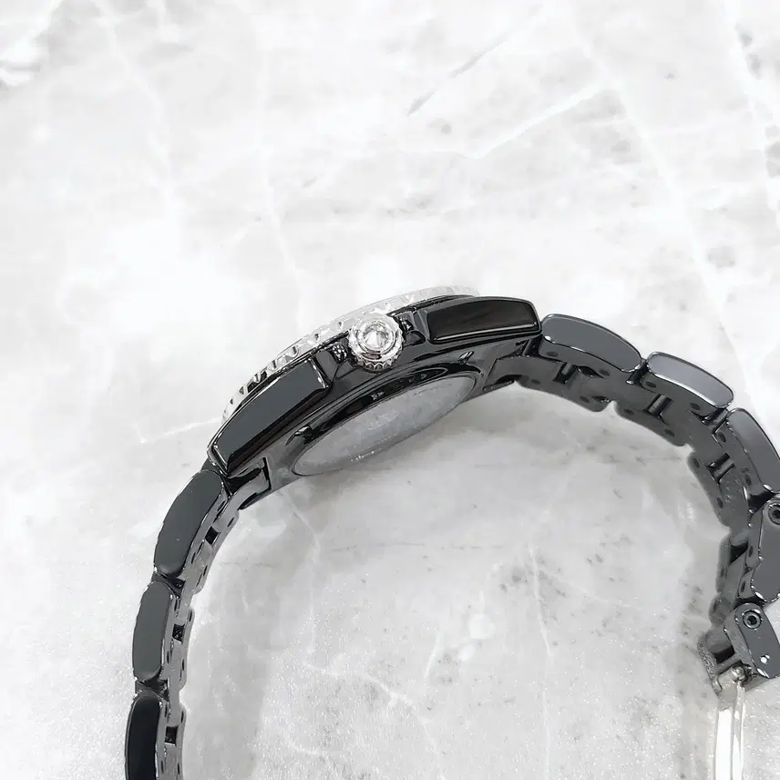 샤넬 한정판 마드모아젤 J12 라 파우자 시계 38mm H7432 사진 4
