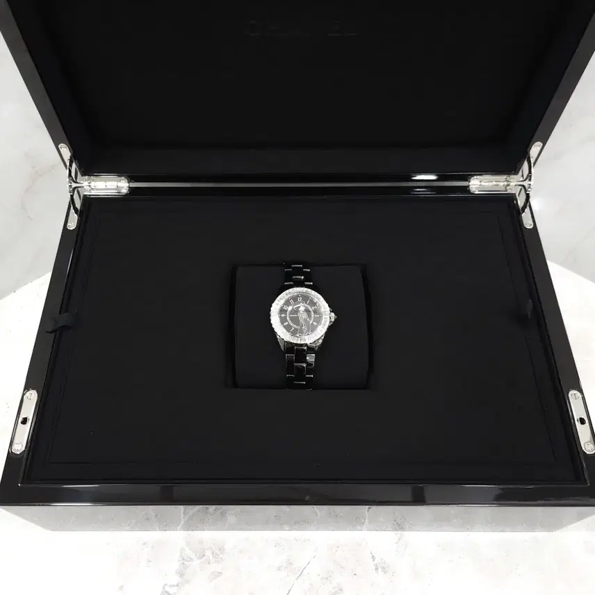 샤넬 한정판 마드모아젤 J12 라 파우자 시계 38mm H7432 사진 8