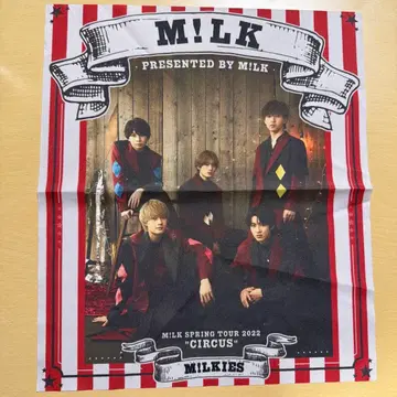 M!LK CIRCUS 집합 패브릭 포스터