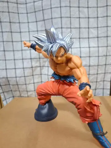 드래곤볼 손오공 극한의 극의 피규어 MAXIMATIC 덤 포함