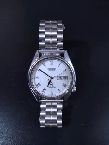 [ 작동품 ] SEIKO 쿼츠 실버웨이브 실버 손목시계 데이트