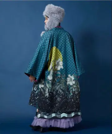 와모노야 카야 모던 기모노 겉옷 시게무네 타마오 콜라보