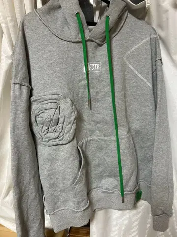 계속 한밤중이면 좋을 텐데.즈토마요 리버서블 후드티