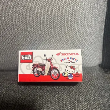 [ 미사용 새상품 ] 토미카 헬로키티 혼다 슈퍼 커브
