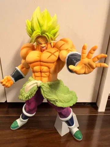 브로리 피규어 약 30cm