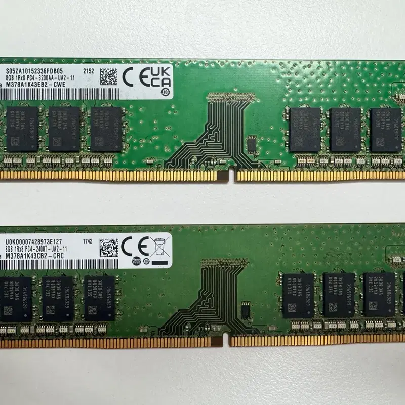 삼성 DDR4 8GB 2400/3200 램 2개 일괄 판매