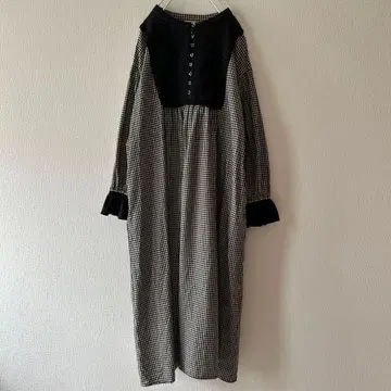 Samansa Mos2 가슴 부분 메쉬 레이스와 자수 원피스