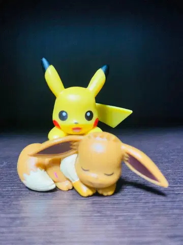 피카츄 이브이 피규어 세트
