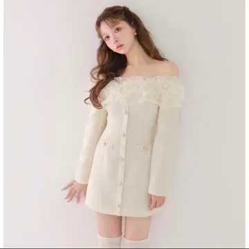 M me eme 오프숄더 트위드 미니 원피스