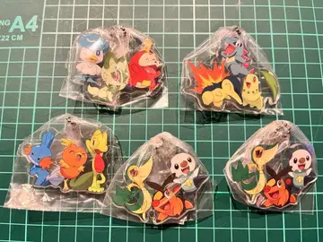 포켓몬 출발의 3마리 아크릴 스윙 가챠가챠