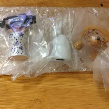 리사 라슨 캡슐 토이 피규어 세트 3개