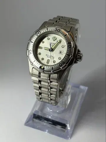 Y2K 세이코 SCUBA 200m 다이버 쿼츠 데이트 여성용