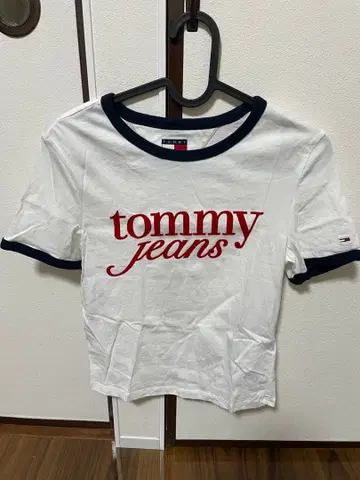 원영 색상 다르게 착용 타미힐피거 슬림 링거 T셔츠 화이트