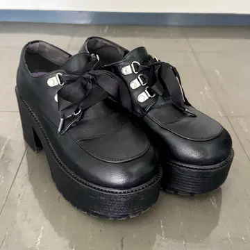 YOSUKE 요스케 통굽 레이스업 슈즈