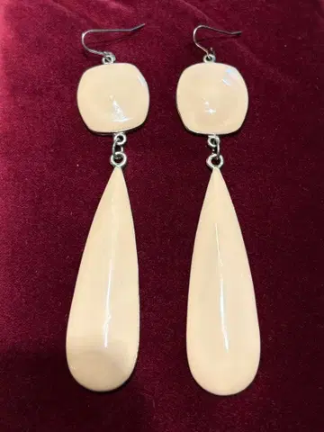 스킨 컬러 핑크 롱 드롭 귀걸이