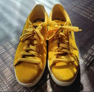 푸마 PUMA 스웨이드 클래식 '스테이플 피죤'