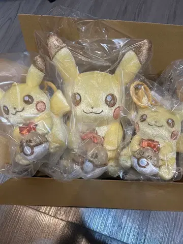 30주년 기념 봉제 인형 반짝반짝! 피카츄 30주년 기념 마스코트