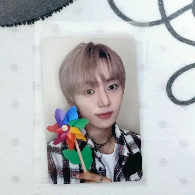 NouerA | Bunjang, Fansigns & Albums | Kfriday