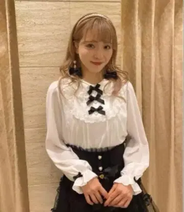 리즈리사 리본 비쥬 컷 상의