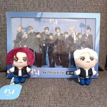 INI A4 아크릴 보드 마스코트 봉제 인형 2체 세트