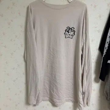 pium 피움 롱 T셔츠