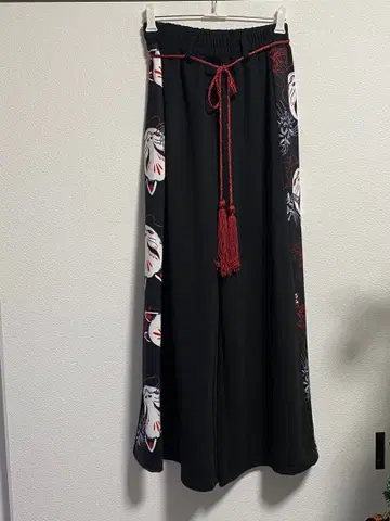 ACDCRAG 여우 가면 패턴 와이드 팬츠